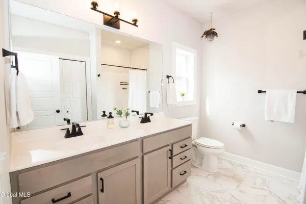 $595,000 | 146 Cramer Road, Ballston Spa, NY 12020