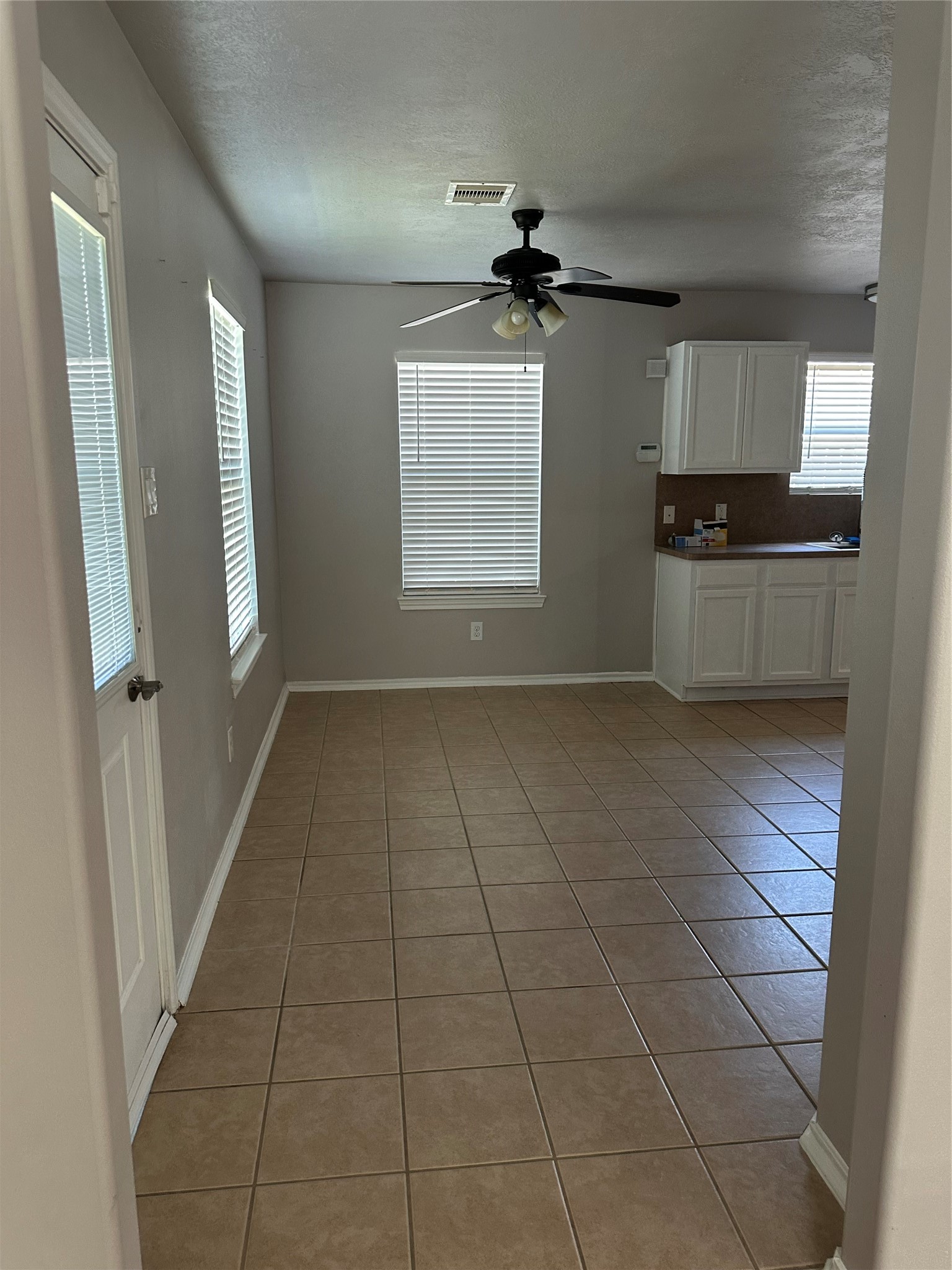 11010 View Pointe Lane Houston, TX 77034 - Photo 7 of 23