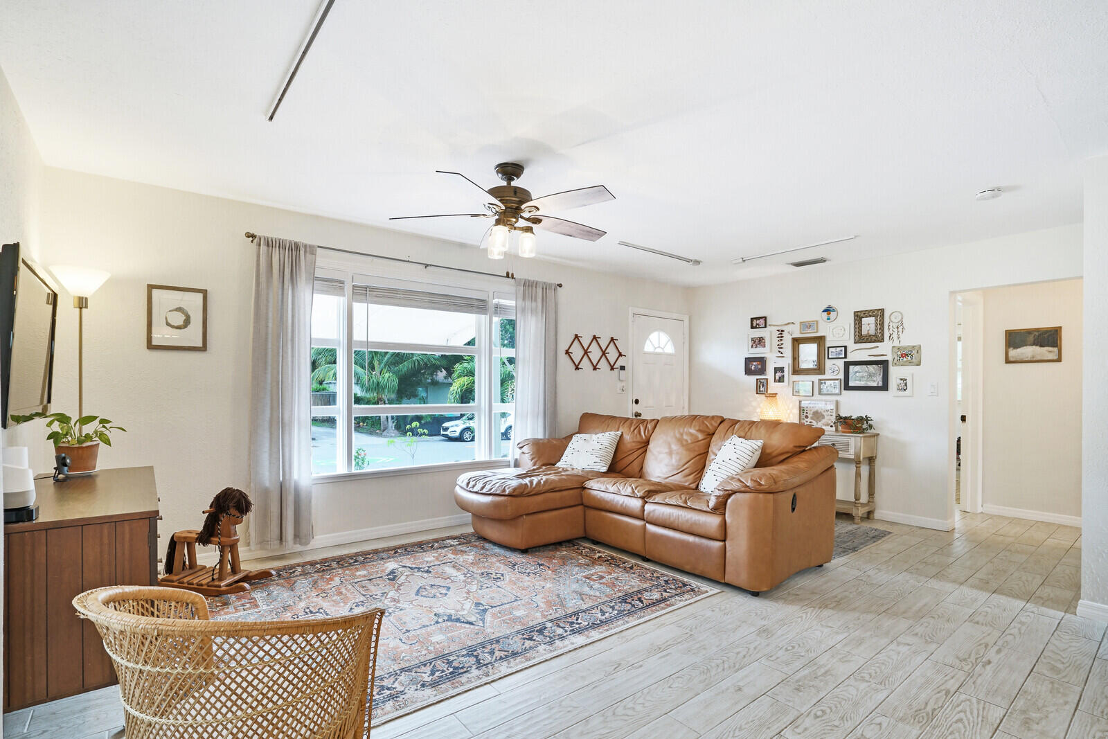 704 Hampton Road West Palm Beach, FL 33405 - Photo 8 of 31 08_Image_8_mls