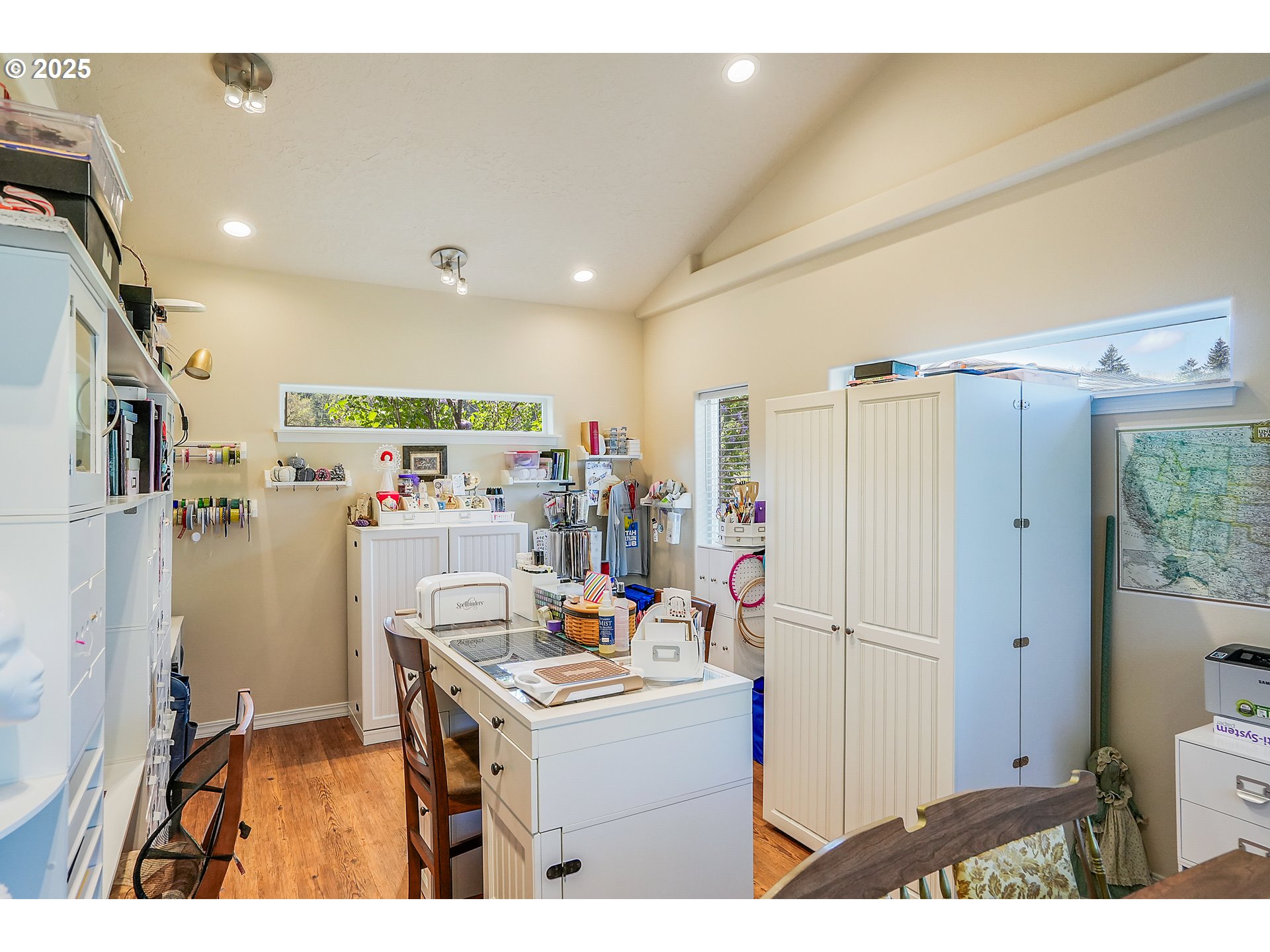 1231 Southwest 3rd Avenue Mill City, OR 97360 - Photo 35 of 48