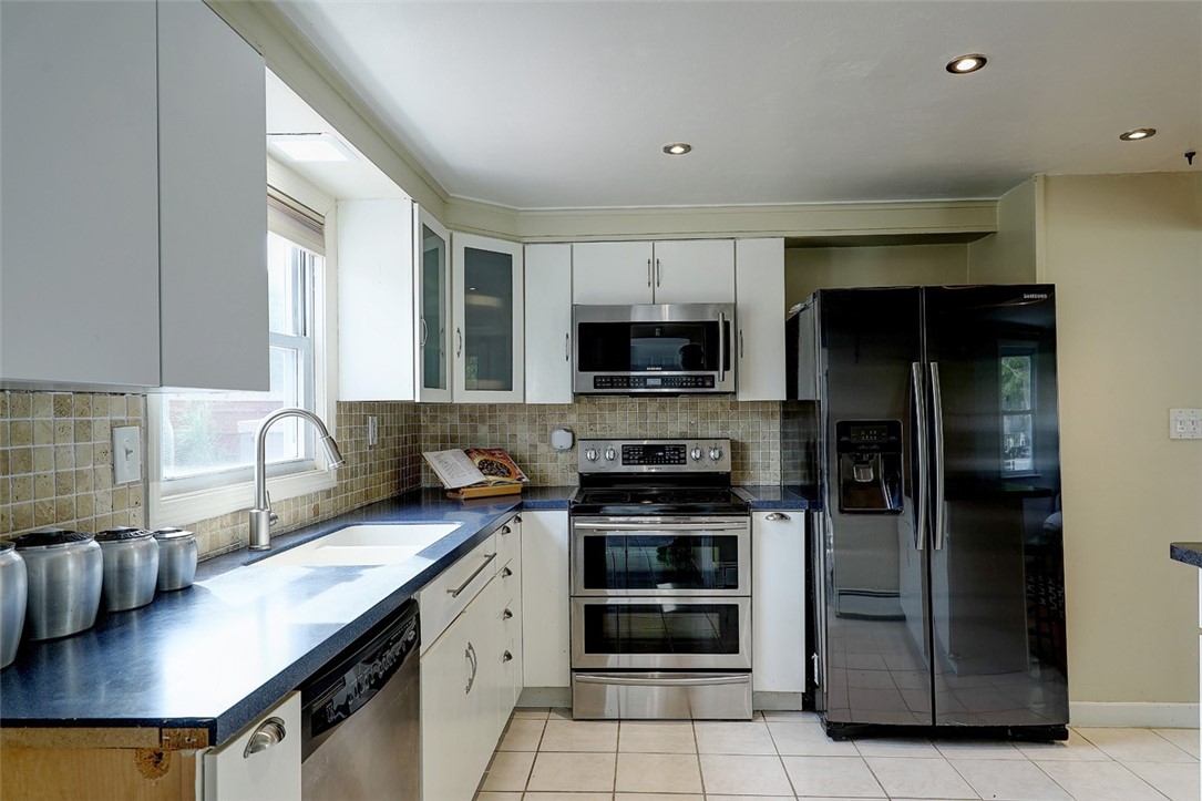 5 Fairfield Road Barrington, RI 02806 - Photo 13 of 38