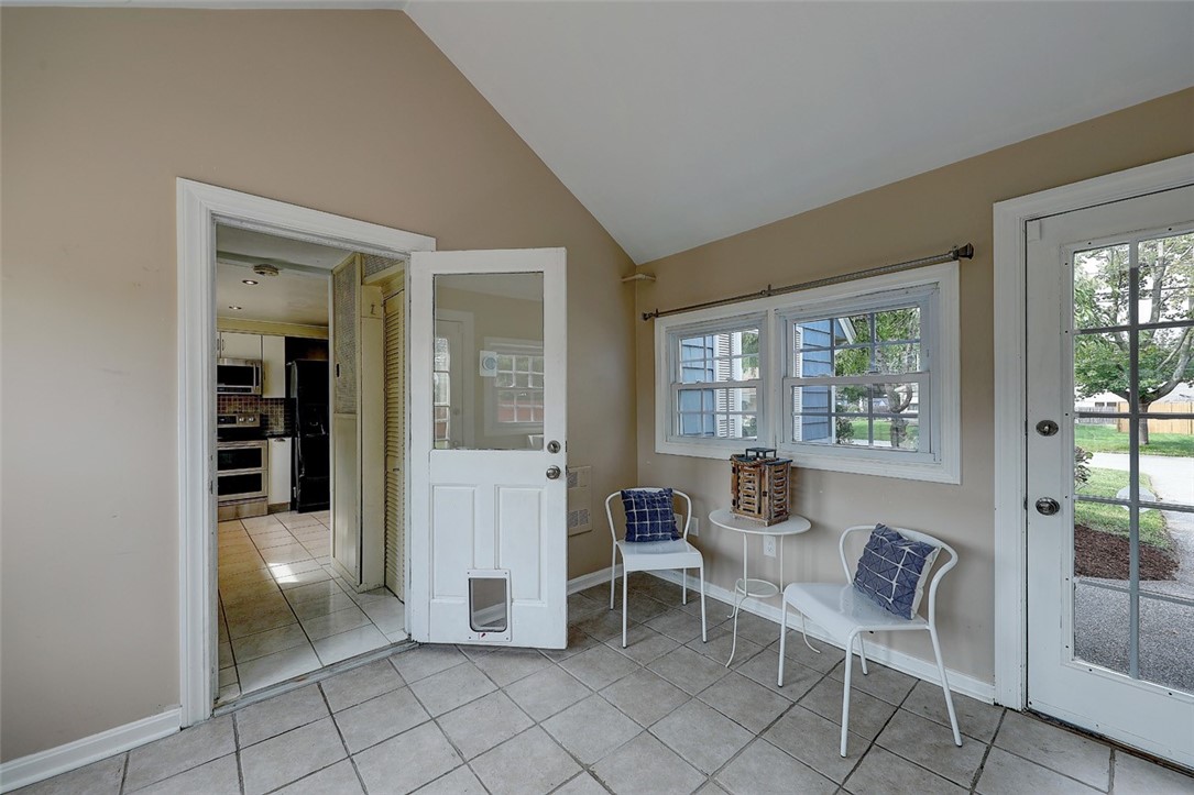 5 Fairfield Road Barrington, RI 02806 - Photo 15 of 38