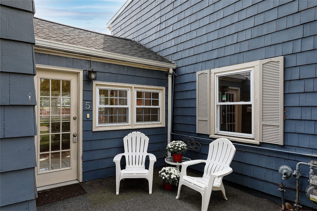 5 Fairfield Road Barrington, RI 02806 - Photo 3 of 38