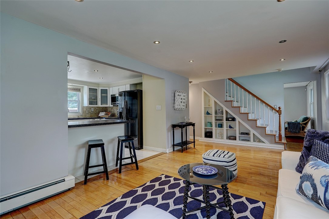 5 Fairfield Road Barrington, RI 02806 - Photo 6 of 38