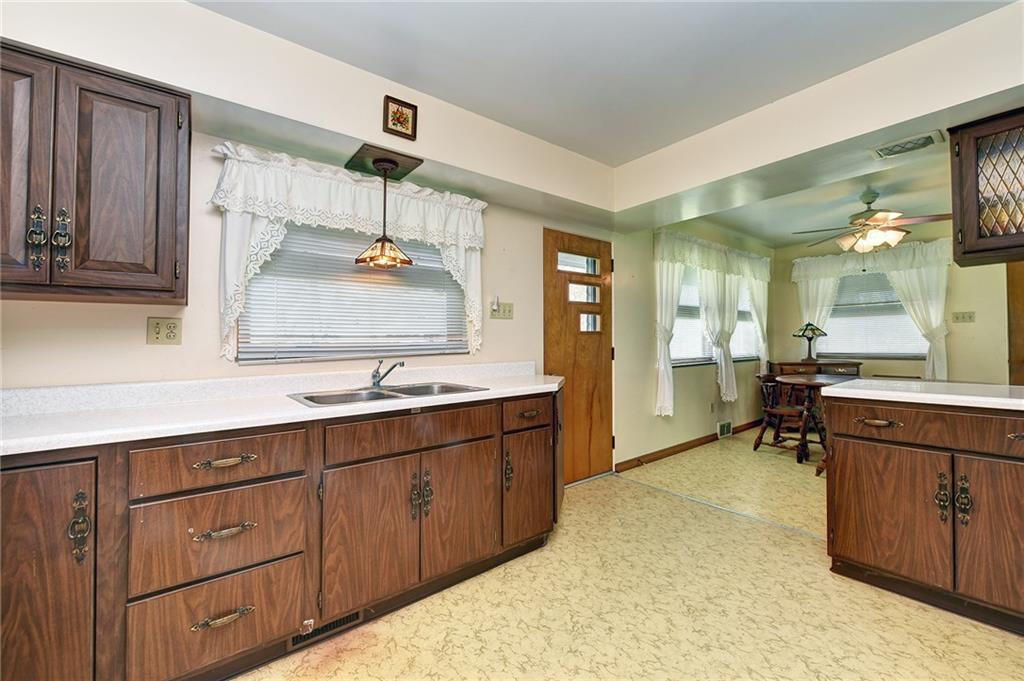 3144 Kane Road Aliquippa, PA 15001 - Photo 9 of 25 Gallery Image 9