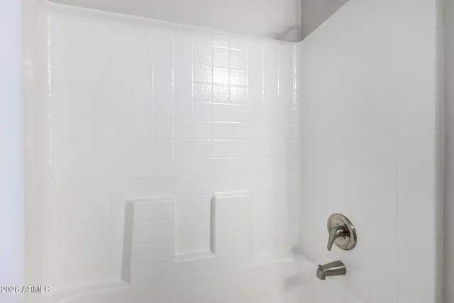 $140,000 | 1702 East Michelle Drive, Phoenix, AZ 85022