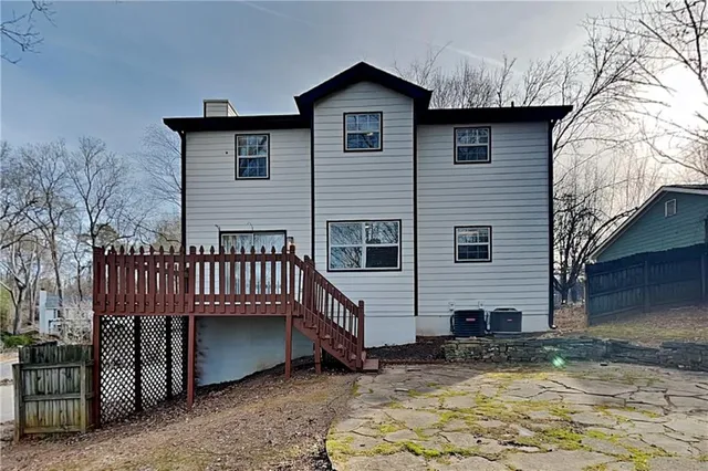 $2,850 | 385 Roswell Farms Road, Roswell, GA 30075