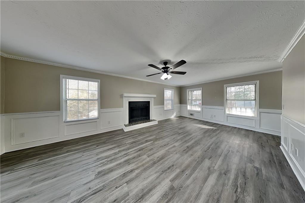 385 Roswell Farms Road Roswell, GA 30075 - Photo 3 of 20