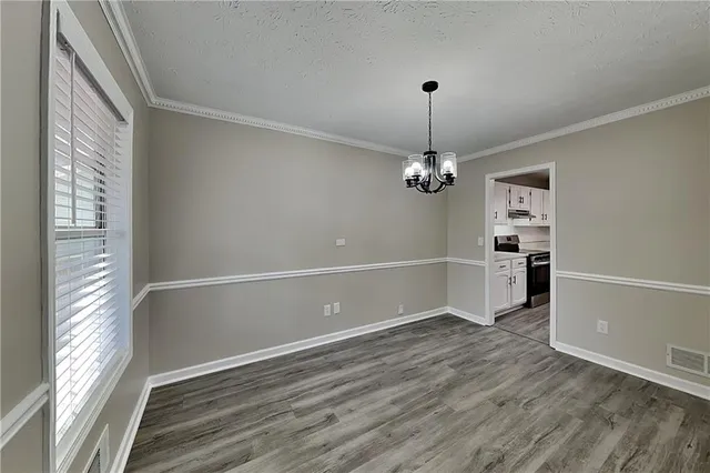 $2,850 | 385 Roswell Farms Road, Roswell, GA 30075