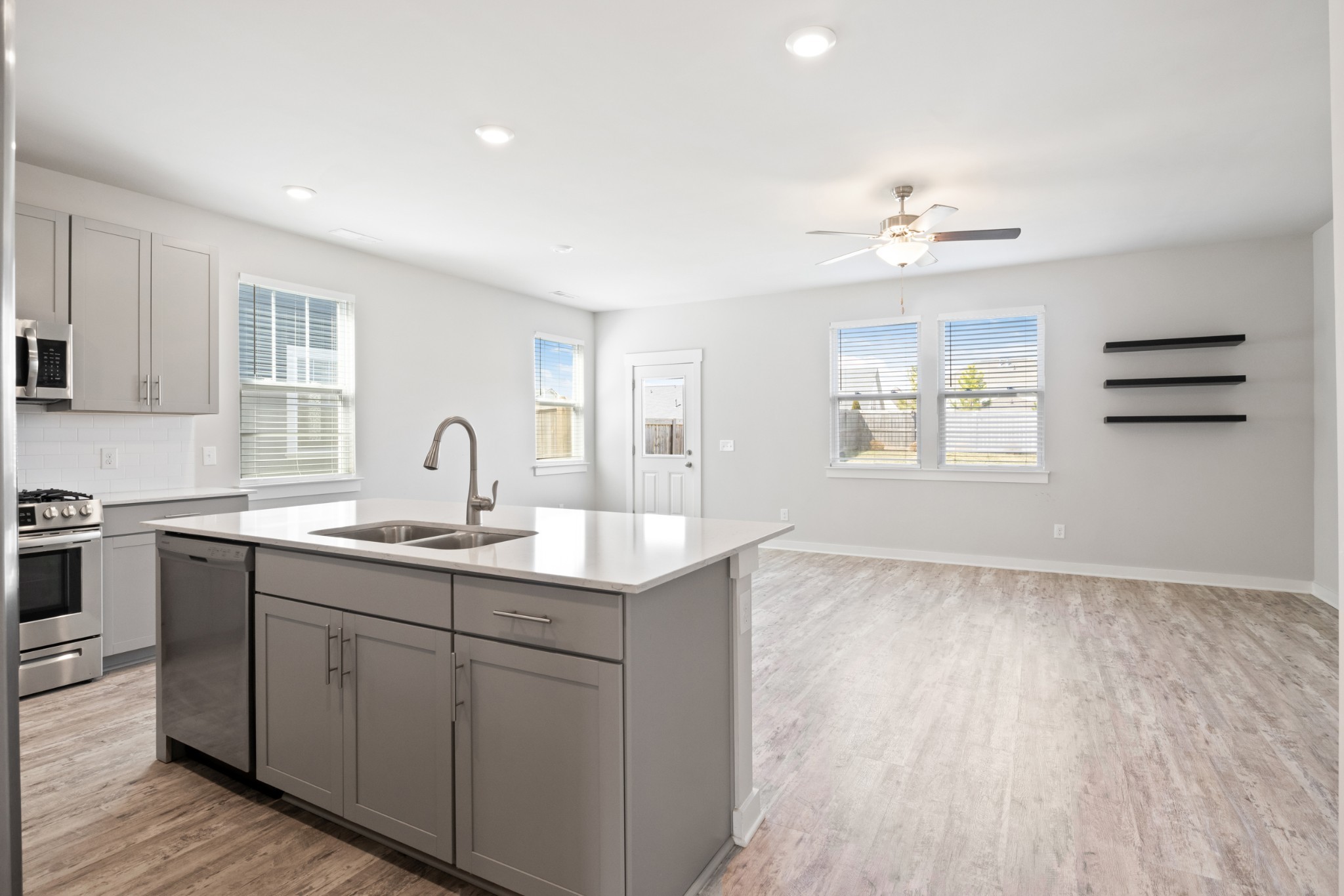 1004 Violet Street Spring Hill, TN 37174 - Photo 15 of 55