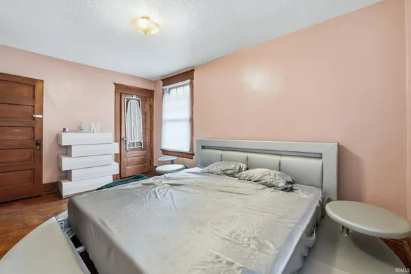 $144,000 | 812-810 West Creighton Avenue, Fort Wayne, IN 46807