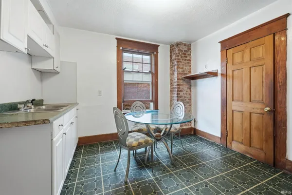 $144,000 | 812-810 West Creighton Avenue, Fort Wayne, IN 46807