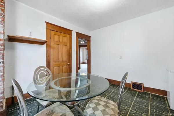 $144,000 | 812-810 West Creighton Avenue, Fort Wayne, IN 46807