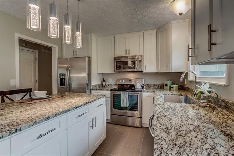 817 Dudley Road Fort Mitchell, KY 41017 - Photo 6 of 19