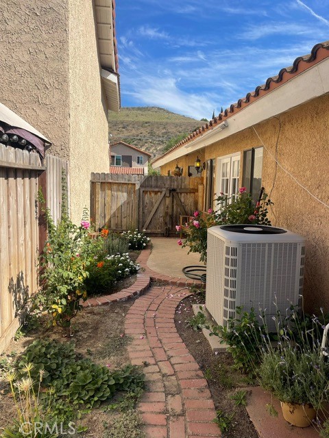 6435 Melray Street Moorpark, CA 93021 - Photo 30 of 41 a front view of a house with garden