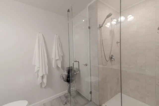 $372,000 | 505 West Crestland Drive, Austin, TX 78752