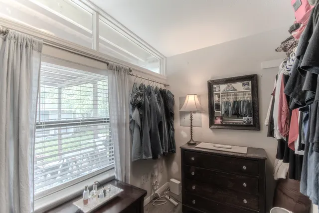 $372,000 | 505 West Crestland Drive, Austin, TX 78752