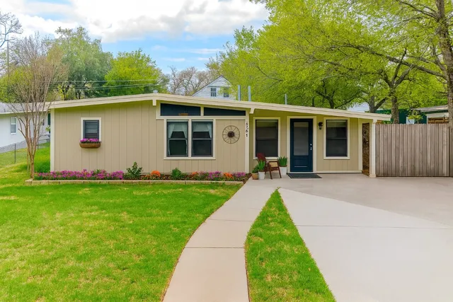 $372,000 | 505 West Crestland Drive, Austin, TX 78752