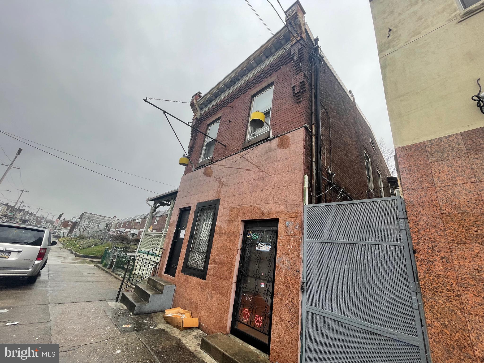 1644 Bridge Street Philadelphia, PA 19124 - Photo 2 of 9
