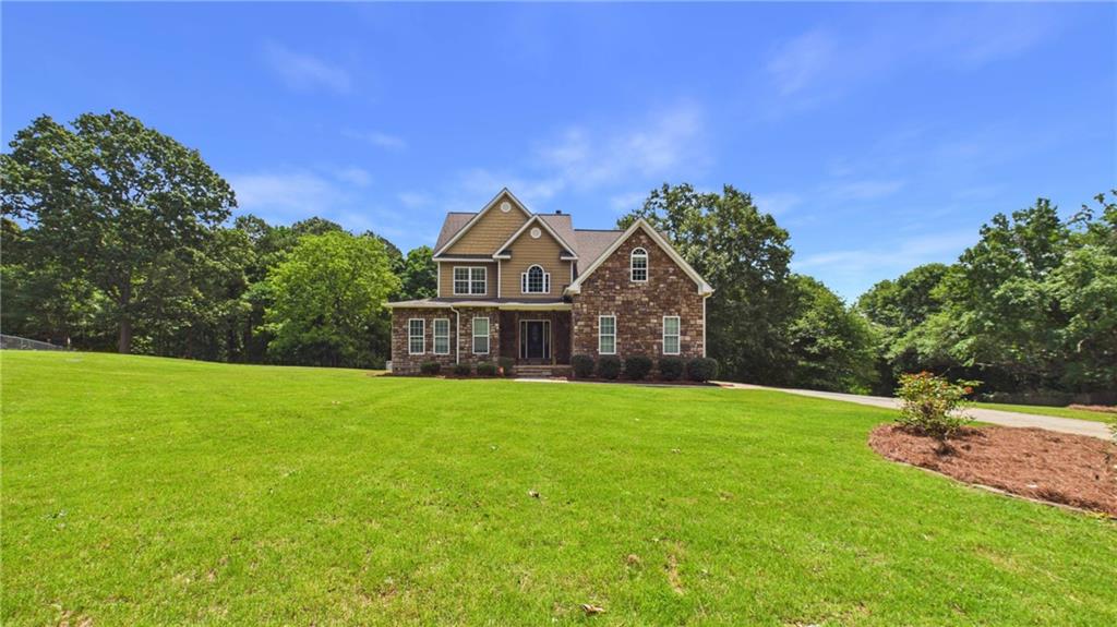 450 East End Road Covington, GA 30014 - Photo 2 of 61