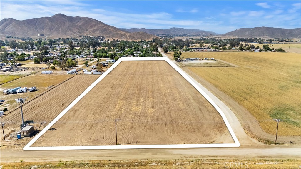 0 Olive Winchester, CA 92596 - Photo 3 of 43 a view of a swimming pool with a lake