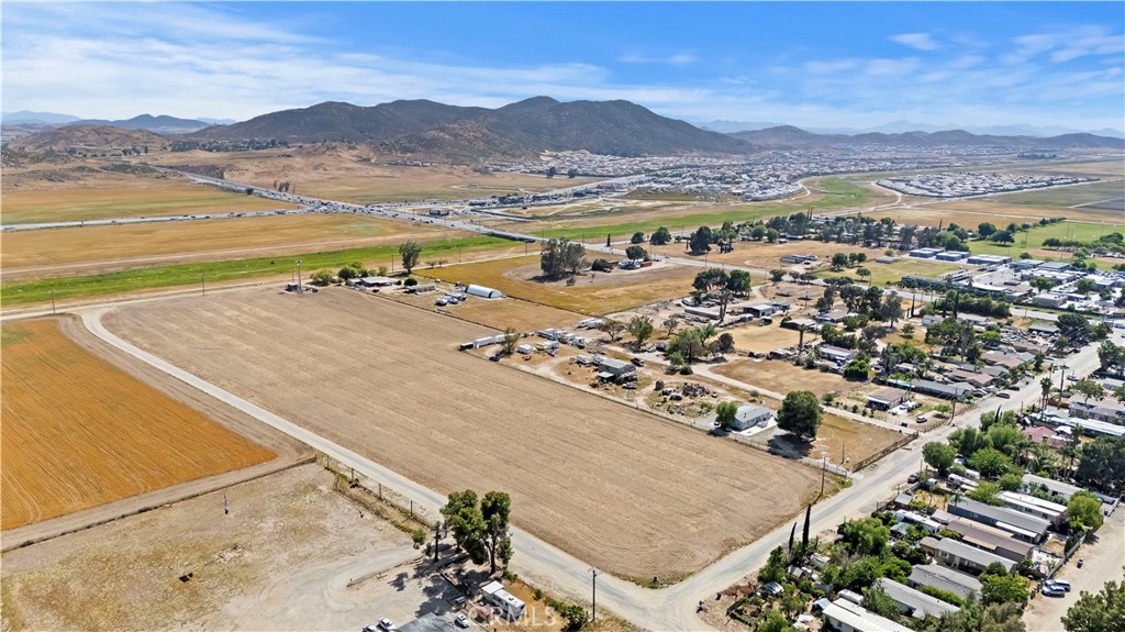 0 Olive Winchester, CA 92596 - Photo 6 of 43 a view of an ocean and a mountain