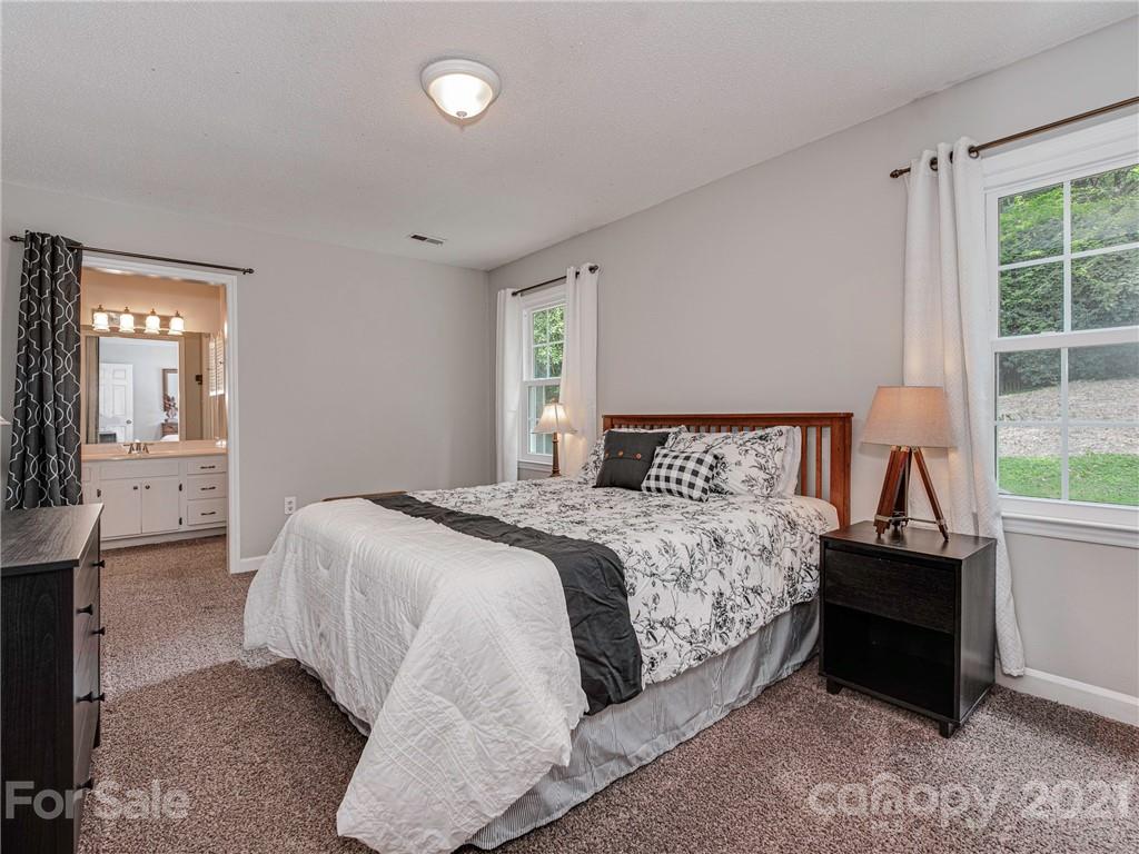 714 Hammermill Road Charlotte, NC 28270 - Photo 13 of 32 Gallery Image 13