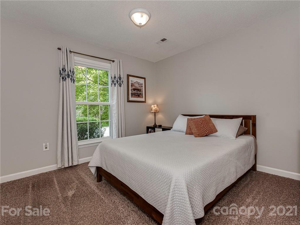 714 Hammermill Road Charlotte, NC 28270 - Photo 17 of 32 Gallery Image 17