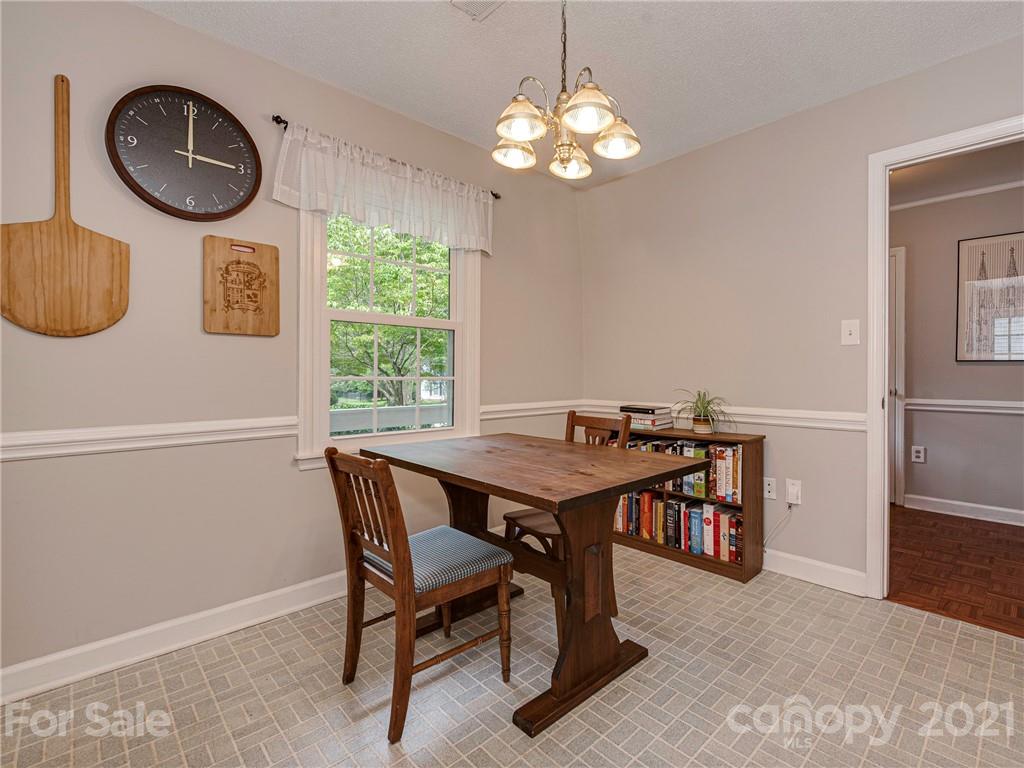 714 Hammermill Road Charlotte, NC 28270 - Photo 4 of 32 Gallery Image 4