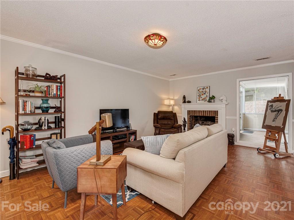 714 Hammermill Road Charlotte, NC 28270 - Photo 5 of 32 Gallery Image 5