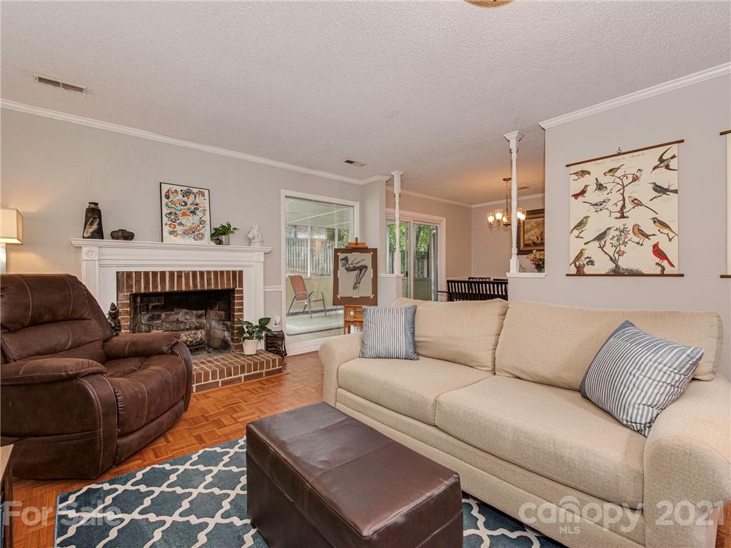 714 Hammermill Road Charlotte, NC 28270 - Photo 6 of 32 Gallery Image 6