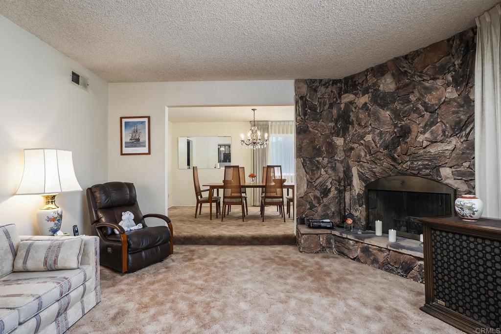 2396 Windmill View Road El Cajon, CA 92020 - Photo 6 of 34
