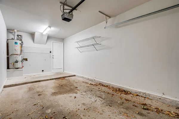 a view of utility room