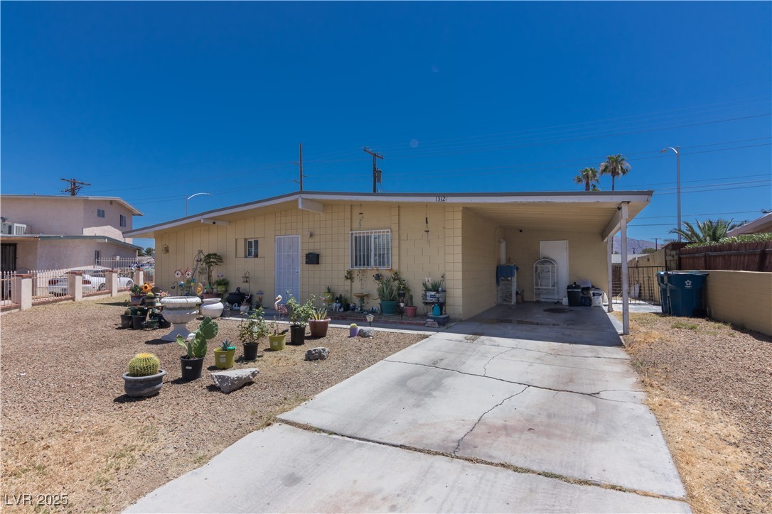 1312 Denarius Circle Las Vegas, NV 89101 - Photo 4 of 23