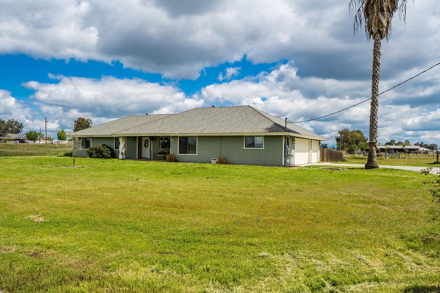 19931 Olympia Road Madera, CA 93638 - Photo 27 of 38 Gallery Image 27