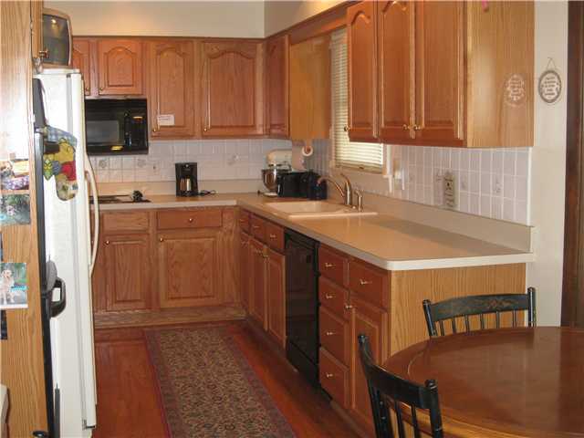 3073 Edgefield Road Upper Arlington, OH 43221 - Photo 4 of 16