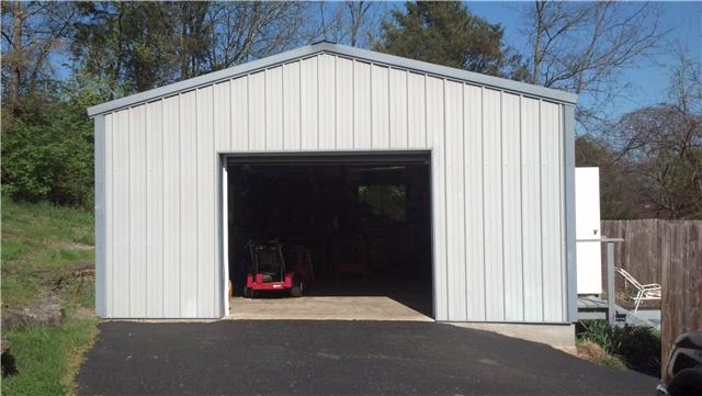 3218 Southall Road Franklin, TN 37064 - Photo 4 of 20 Huge workshop for your hobbies or a garage with storage. Great for the mechanics & the woodworkers out there - or a man cave! All tools, mower, etc negotiable.