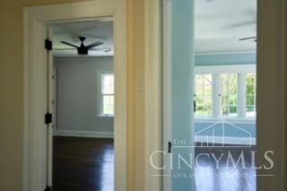 3833 Barker Road Cincinnati, OH 45229 - Photo 7 of 62 Gallery Image 7
