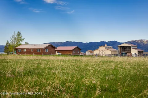 $1,299,000 | 1270 East 4625 South, Victor, ID 83455