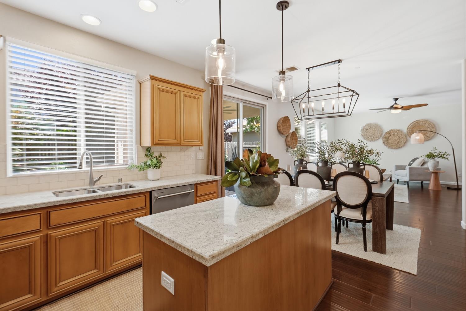 2240 Ranch View Drive Rocklin, CA 95765 - Photo 9 of 30