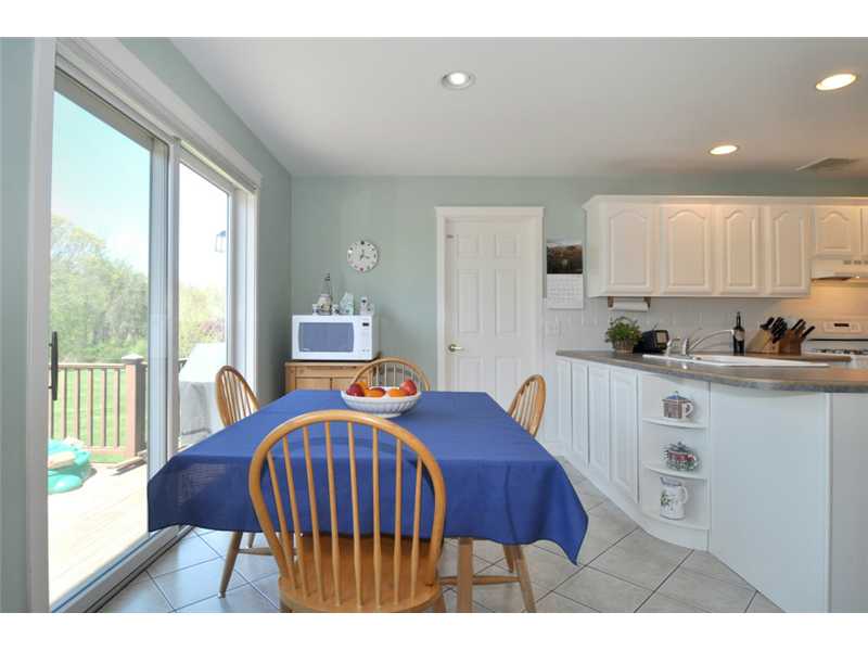 53 Asylum Road Warren, RI 02885 - Photo 13 of 25 Dining Area.
