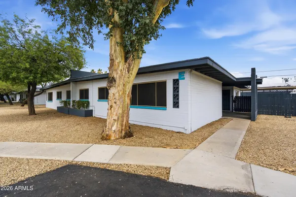 $1,095 | 1518 West Colter Street, Unit 14, Phoenix, AZ 85015