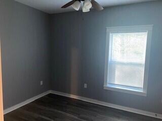 1116 Union Church Road Thomson, GA 30824 - Photo 15 of 26 ceiling fan, farm house window trim