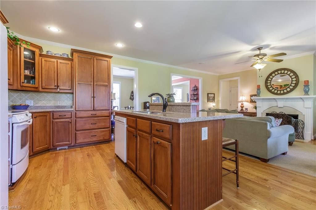3401 Varnals Road Graham, NC 27253 - Photo 7 of 30 Gallery Image 7