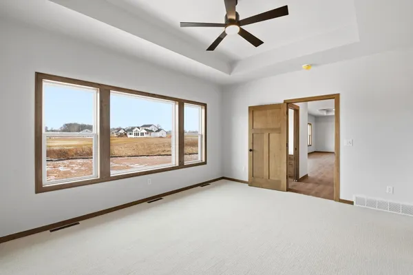 $649,900 | 248 Kerrigan Drive, Wrightstown, WI 54180