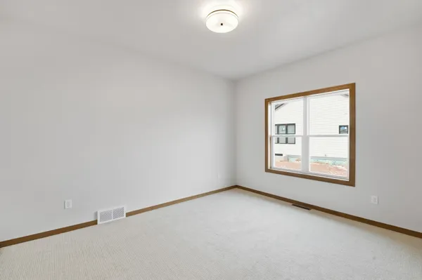 $649,900 | 248 Kerrigan Drive, Wrightstown, WI 54180