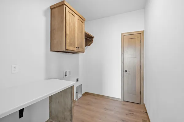 $649,900 | 248 Kerrigan Drive, Wrightstown, WI 54180