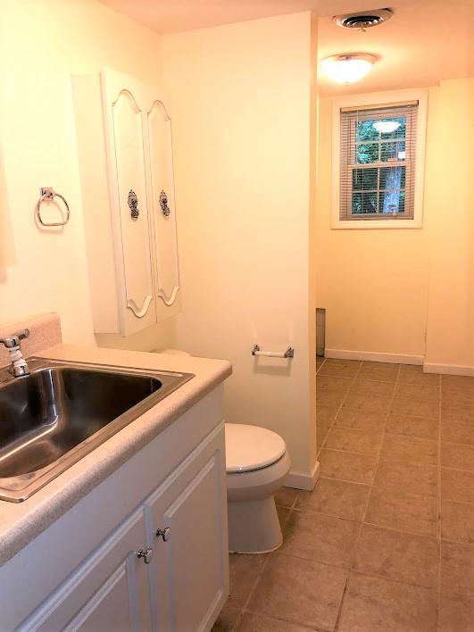 118 Hidden Ridge Lane Clinton, TN 37716 - Photo 22 of 32 Full Bathroom