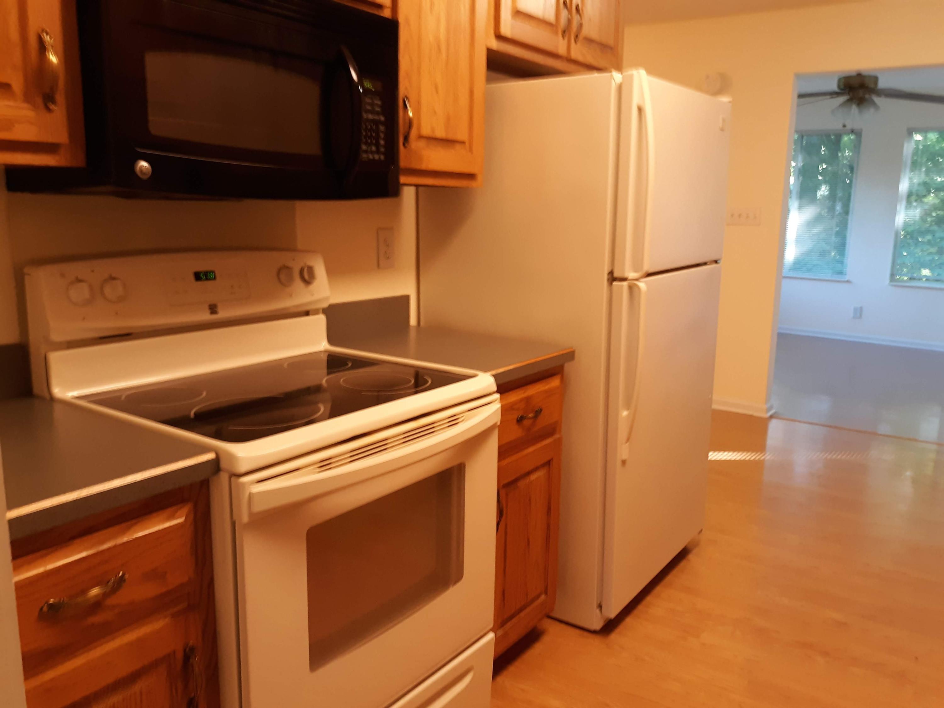 118 Hidden Ridge Lane Clinton, TN 37716 - Photo 8 of 32 Kitchen