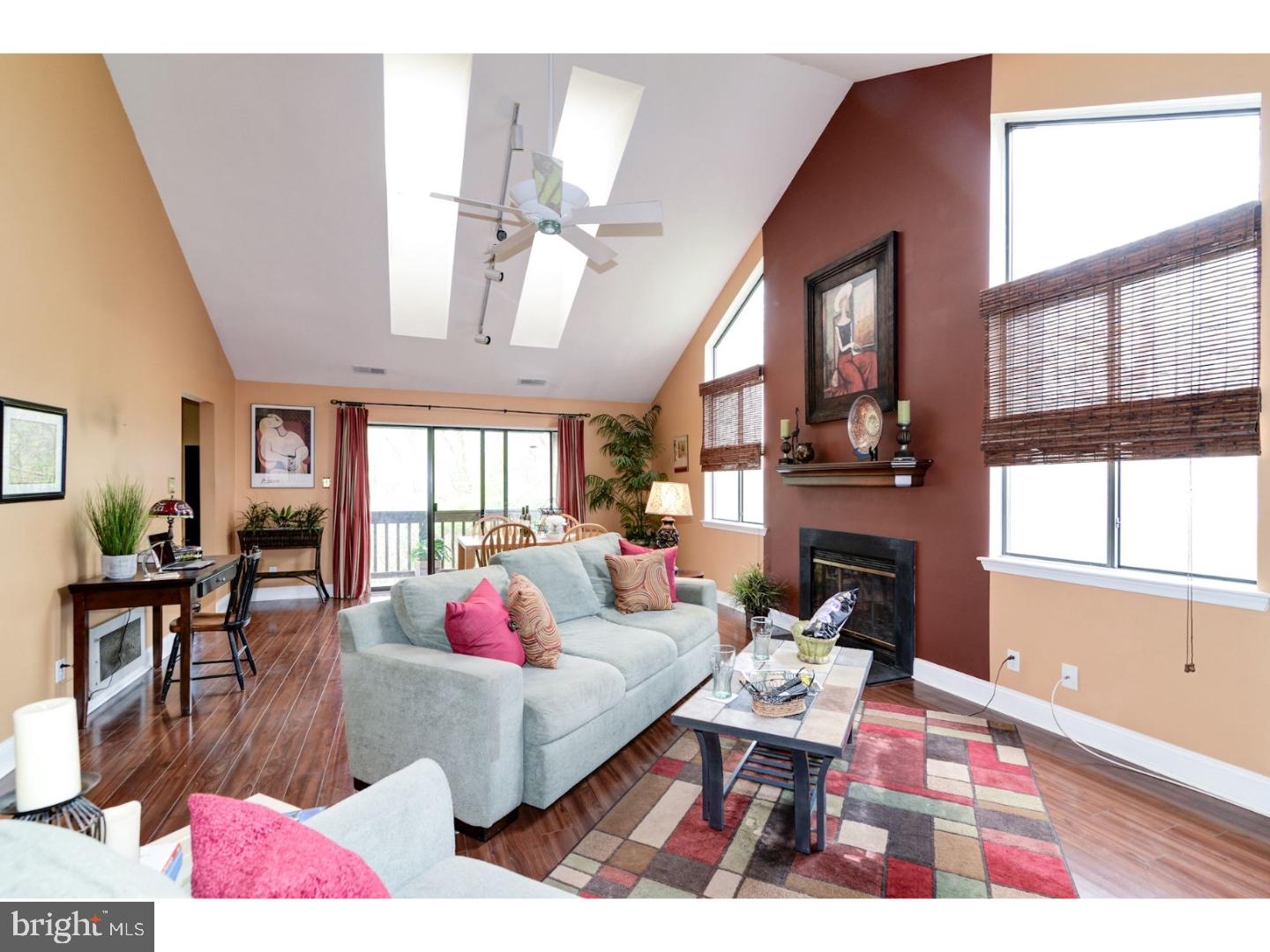 4002 B Chadbury Road Mount Laurel, NJ 08054 - Photo 6 of 25 Great Room